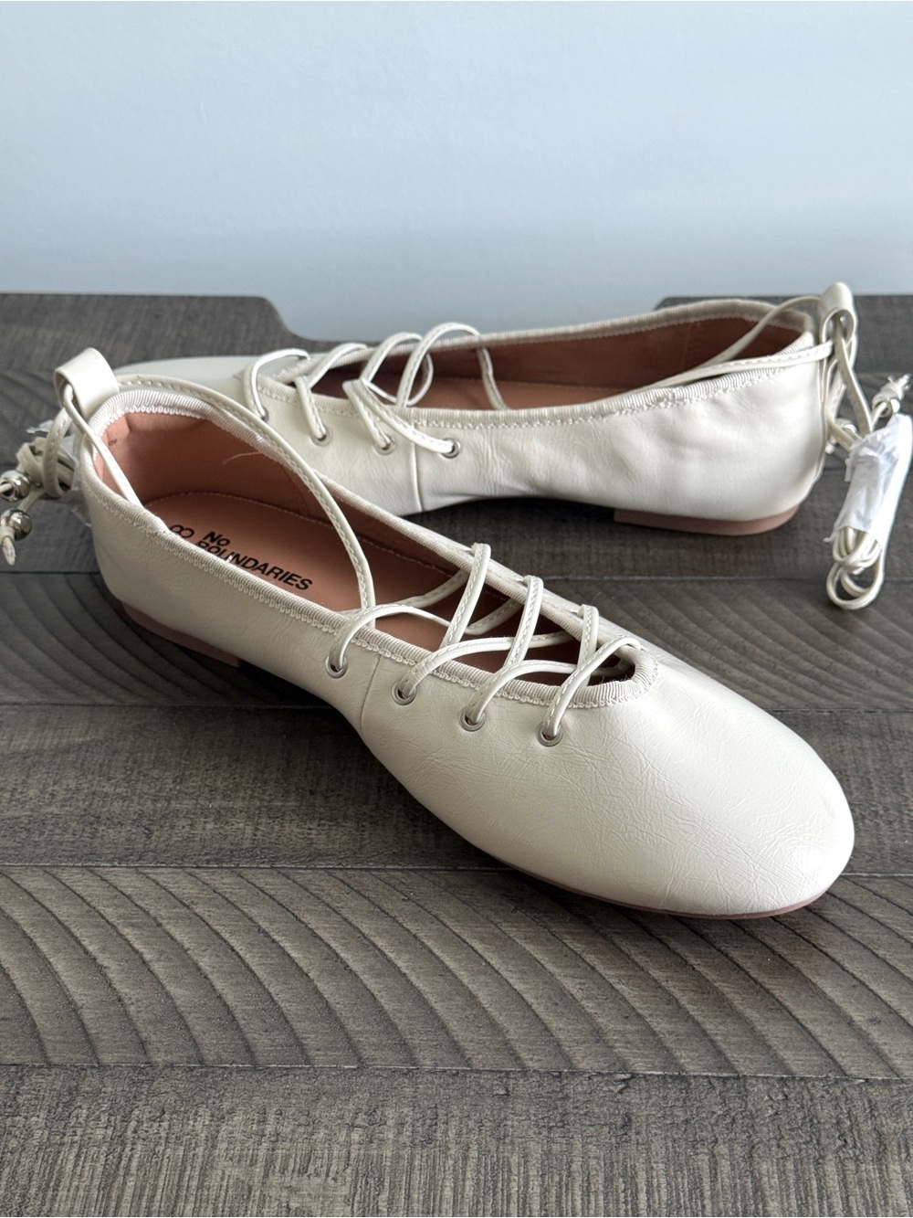 No Boundaries Sintetico Corset Ballet Flats Cream Women’s Size 8 NEW - Picture 2 of 9